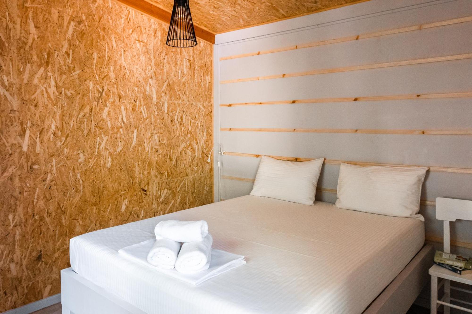 Vandrerhjem Himara Hostel *