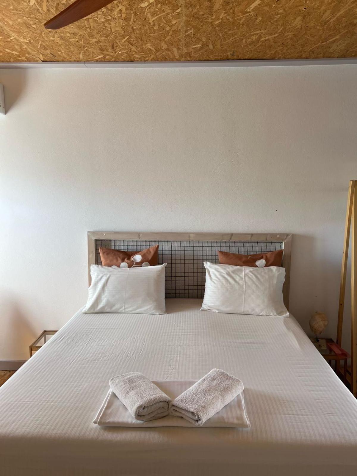 Himara Hostel Vandrerhjem *