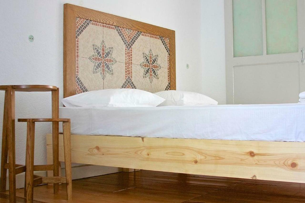 Himara Hostel *